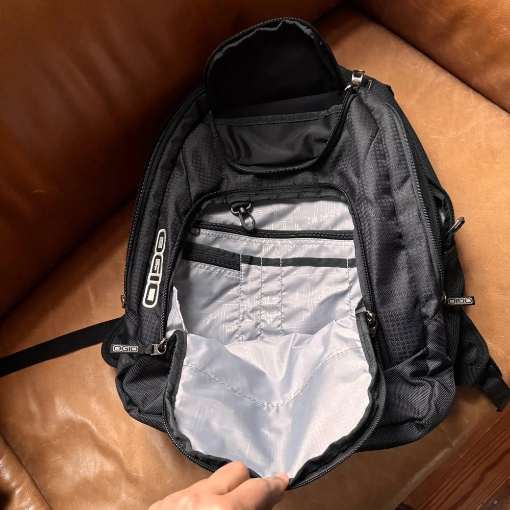 Ogio Black Excelsior backpack laptop bag work school bottle storage pockets